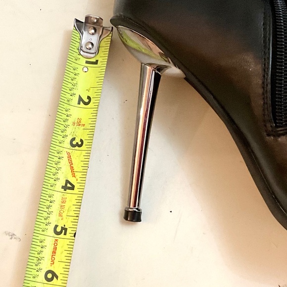 Liliana Black Fold Over Pointed Toe Side Zip Knee High Heel Boots sz 10 - Picture 6 of 16